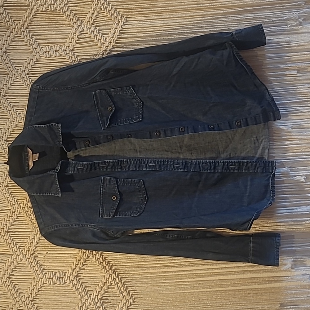 Denim long-sleeved button up